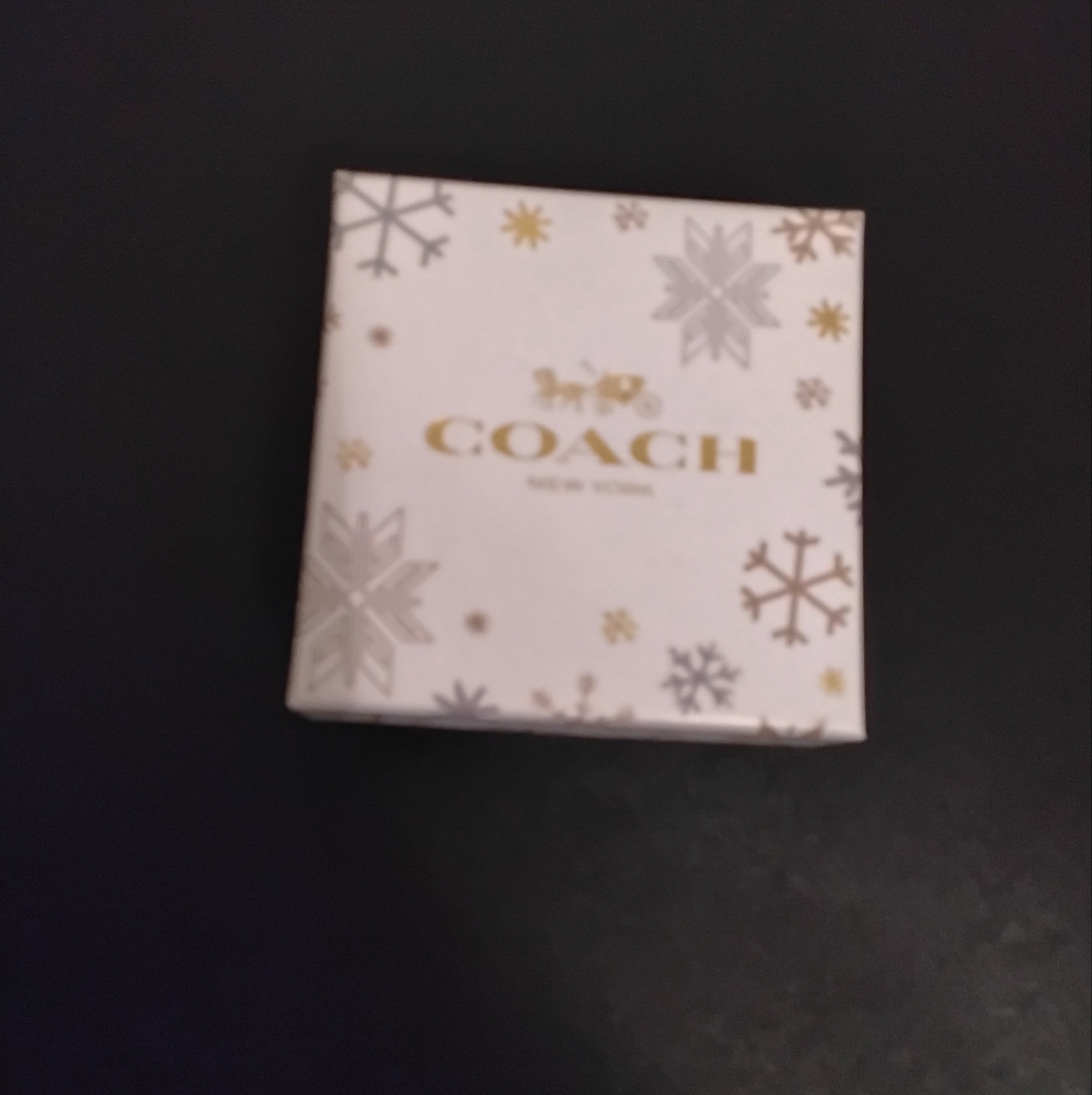 Coach 3 prSilver Lock and Key Earrings Set NWT - Picture 2 of 3